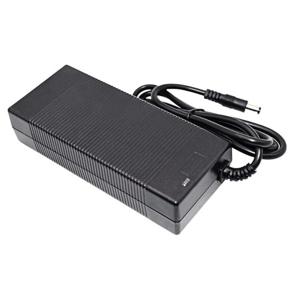 67.2 Volt 2 Amper Elektrikli Scooter Şarj Cihazı ( DC 5.5*2.1mm Uç)